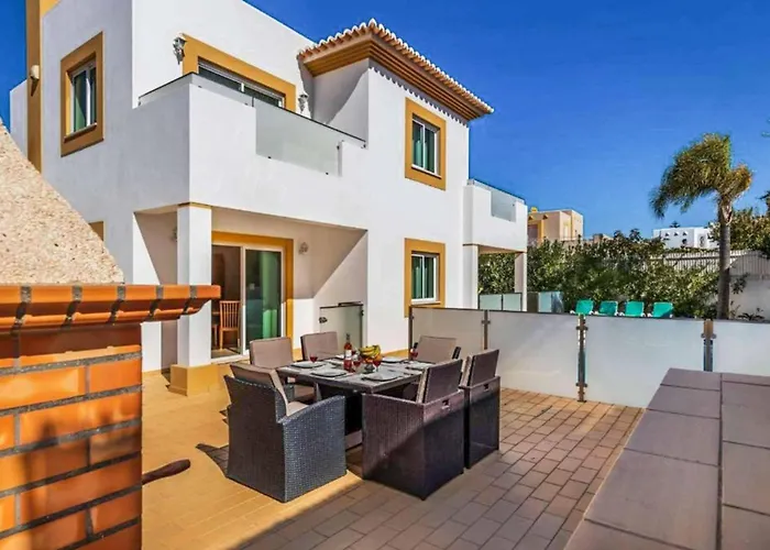 ヴィラ Astro アルブフェイラ